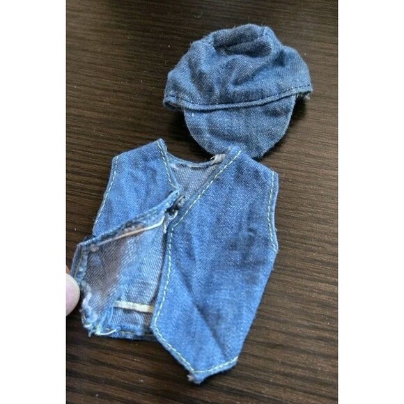Vintage 1980s Barbie? Clone Mod? Doll Outfit Blue Jean Denim Vest & Newsboy Hat - Picture 3 of 10